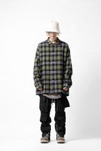 Load image into Gallery viewer, A.F ARTEFACT OVERSIZED CHECK SHIRT (KHAKI)