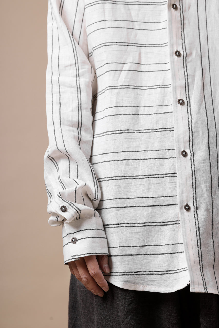 Load image into Gallery viewer, Hannibal. Button Pocket Shirt / Janic 127. (WHITE STRIPED)