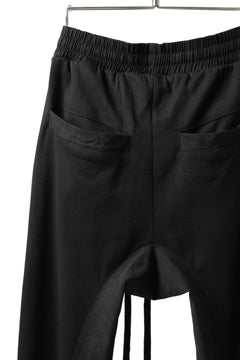 Load image into Gallery viewer, thomkrom SNAP BUTTON SLITS JOGGER PANTS / COMBI ELASTIC (BLACK)