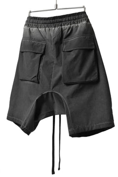 Load image into Gallery viewer, thomkrom DROP CROTCH SHORTS / DYEING ELASTIC NYLON (BLACK OIL)
