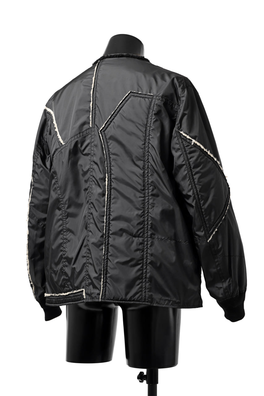 Load image into Gallery viewer, Y&#39;s BANG ON! No.173 POLYESTER TAFFETA + WOOL PILE PATCHED BLOUSON (BLACK)