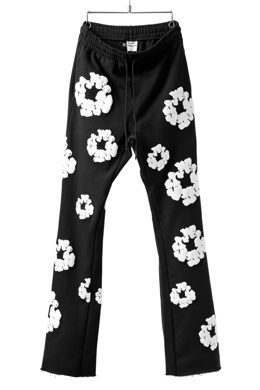 Load image into Gallery viewer, READYMADE x DENIM TEARS COTTON WREATH SWEAT FLARE PANTS (BLACK)