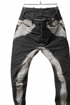 Load image into Gallery viewer, masnada CURVED SLIM 6 POCKET JEANS / REPURPOSED STRETCH JEANS (CORRODED)