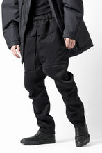 画像をギャラリービューアに読み込む, D-VEC WATER REPELLENT WarmdArt® DOUBLE KNIT EASY CUTTED PANTS (NIGHT SEA BLACK)