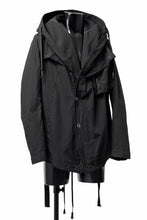 Load image into Gallery viewer, masnada CROPPED LOOSE POCKET PARKA JACKET / STRETCH COTTON RIPSTOP (SOLID BLACK)