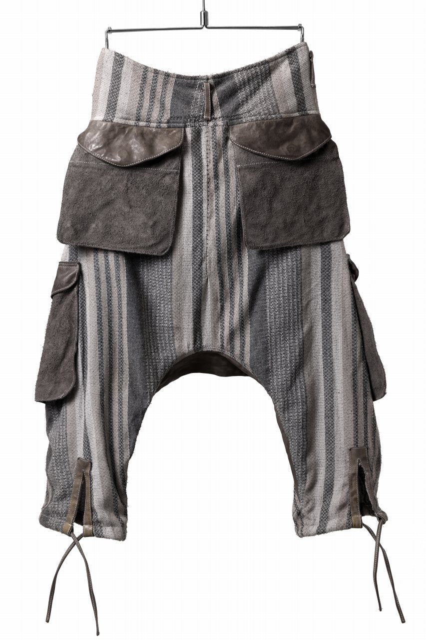 Load image into Gallery viewer, incarnation ARMY CARGO POCKET CROPPED PANT MP-1C / COTTON + HORSE LEATHER (81N)