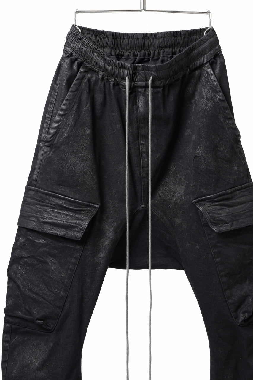 A.F ARTEFACT COATED CARGO SARROUEL-SKINNY PANTS / HI-STRETCH DENIM (BLACK)