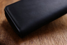 Load image into Gallery viewer, Portaille ROUND ZIP LONG WALLET / GUIDI FIORE (BLACK)