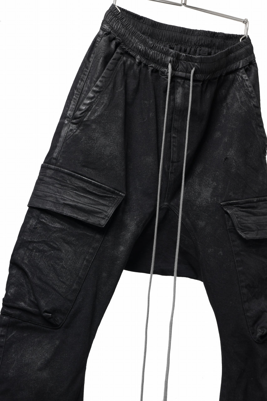 A.F ARTEFACT COATED CARGO SARROUEL-SKINNY PANTS / HI-STRETCH DENIM (BLACK)