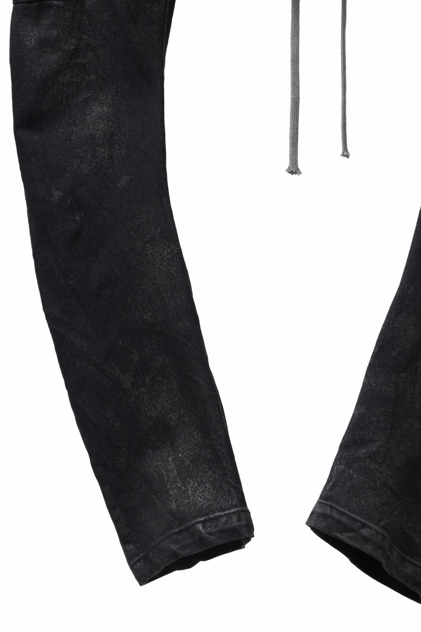 A.F ARTEFACT COATED CARGO SARROUEL-SKINNY PANTS / HI-STRETCH DENIM (BLACK)