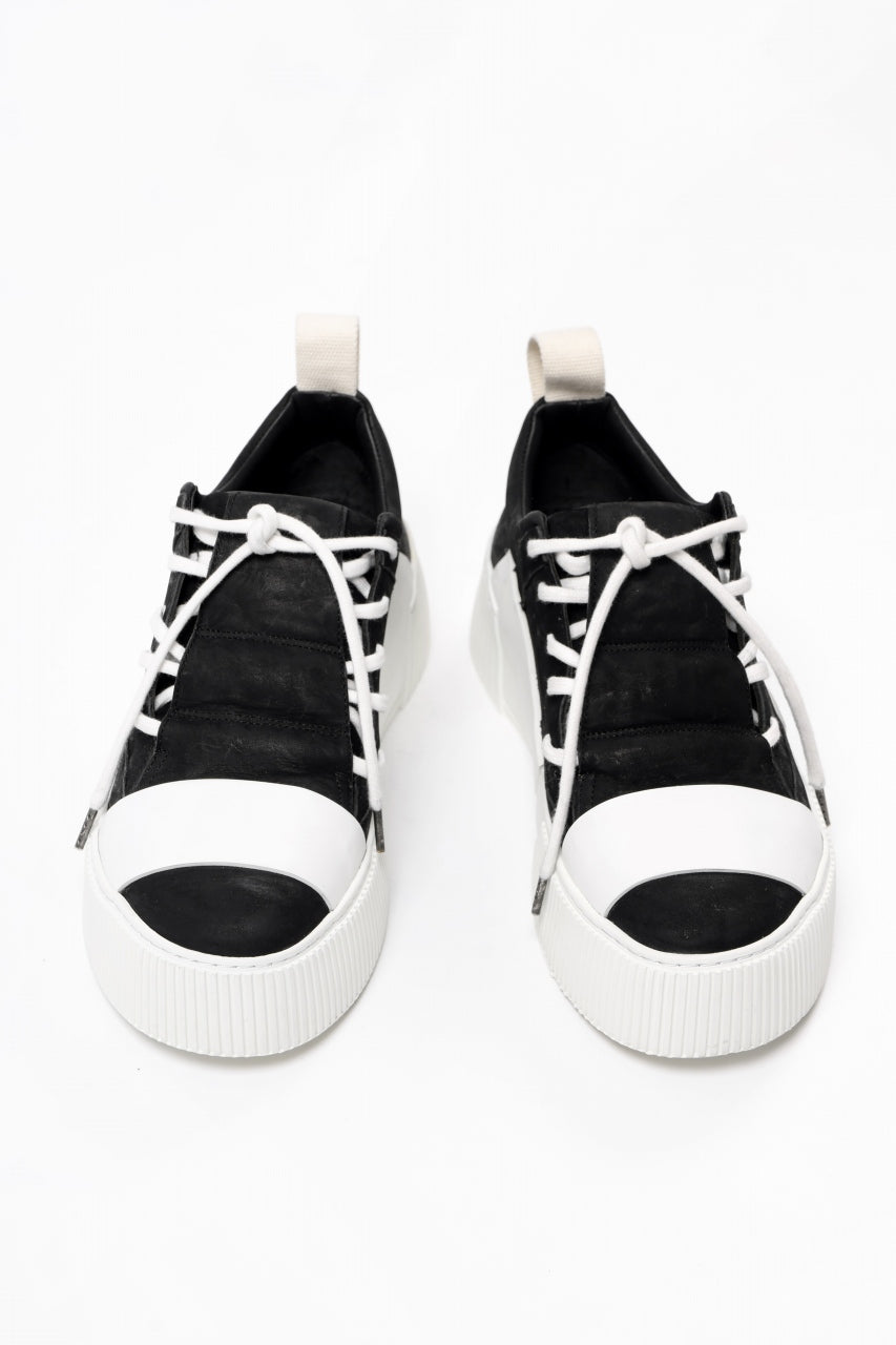 Load image into Gallery viewer, BORIS BIDJAN SABERI HORSE LEATHER LOW CUT SNEAKER / WASHED AND HAND TREATED &quot;BAMBA2.1&quot; (BLACK x LIGHT GREY)