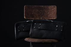 画像をギャラリービューアに読み込む, ierib onepiece clutch-bag / Rough Bull (BLACK)