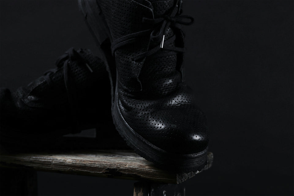 画像をギャラリービューアに読み込む, BORIS BIDJAN SABERI HORSE PUNCHING LEATHER DERBY SHOES / WASHED &amp; HAND-TREATED &quot;SHOE1-SIN&quot; (BLACK)