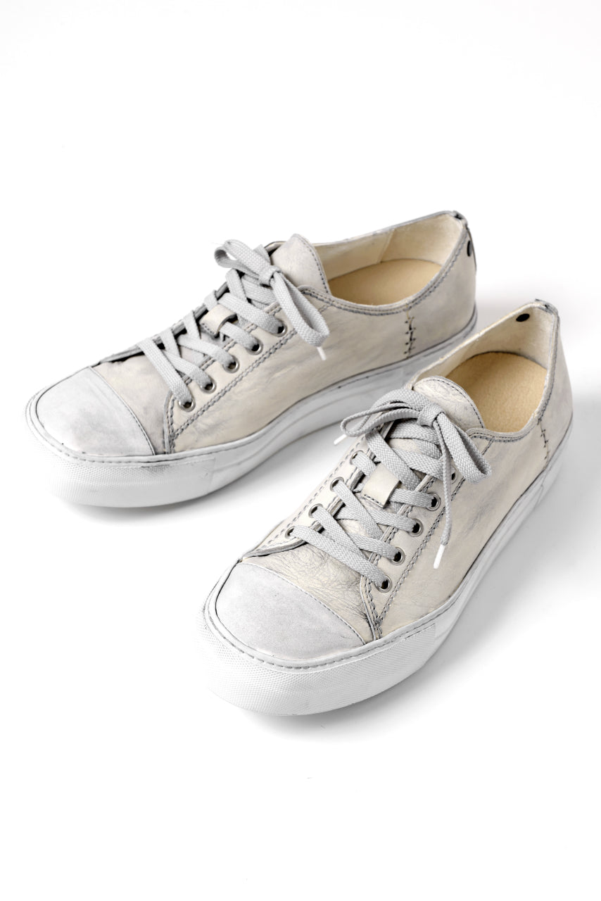 incarnation exclusive HORSE LEATHER LOW CUT LACE UP SNEAKER (HAND DYED DIRTY WHITE)