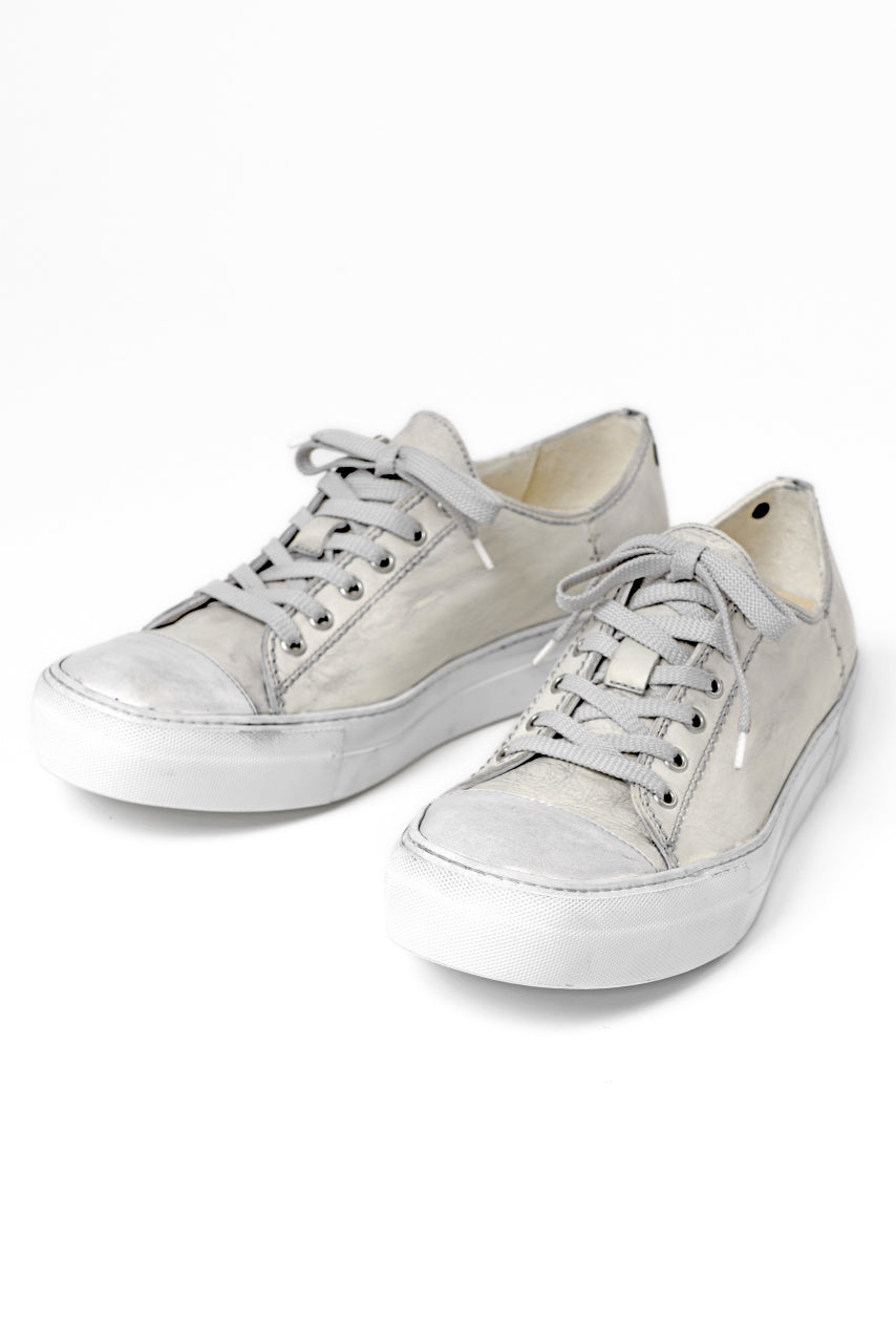 incarnation exclusive HORSE LEATHER LOW CUT LACE UP SNEAKER (HAND DYED DIRTY WHITE)