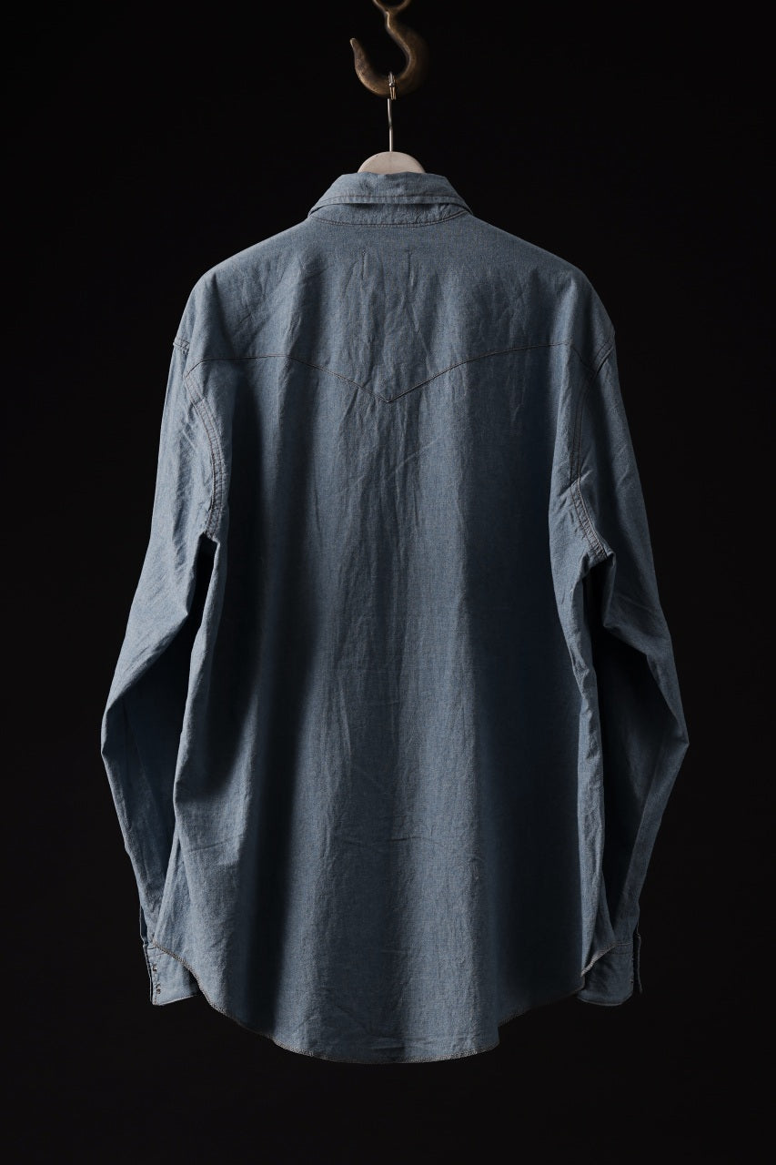 Load image into Gallery viewer, CHANGES VINTAGE REMAKE CHAMBRAY SHIRT (INDIGO #C)