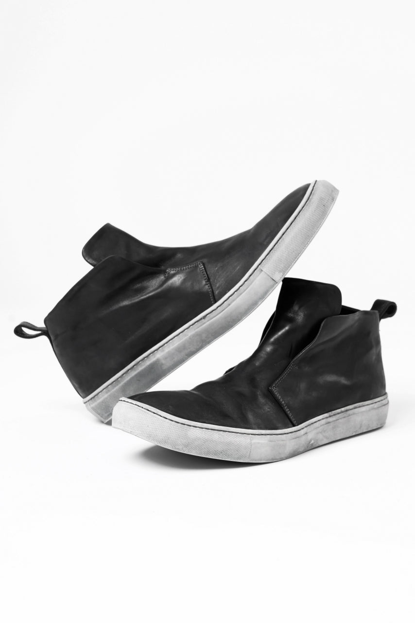 incarnation exclusive HORSE LEATHER ELASTIC SHORT SNEAKER (PIECE DYED BLACK x WHITE)