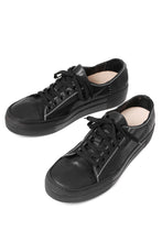 画像をギャラリービューアに読み込む, incarnation exclusive HORSE LEATHER LOW CUT LACE UP SNEAKER (PIECE DYED ALL BLACK)