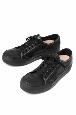 incarnation exclusive HORSE LEATHER LOW CUT LACE UP SNEAKER (PIECE DYED ALL BLACK)