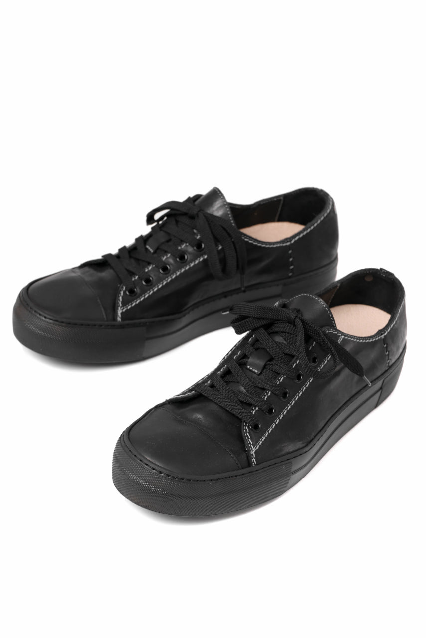 incarnation exclusive HORSE LEATHER LOW CUT LACE UP SNEAKER (PIECE DYED ALL BLACK)