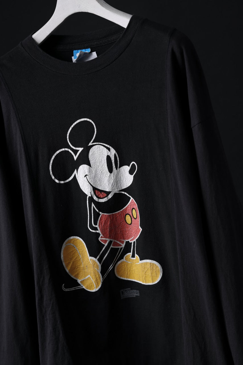 Load image into Gallery viewer, CHANGES VINTAGE REMAKE L/S TOPS (BLACK MICKEY #D)