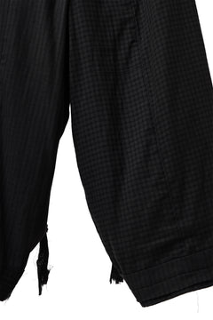 Load image into Gallery viewer, Aleksandr Manamis Wide Pant with Rope Code / CHECK &amp; STRIPE (BLACK)