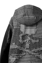 Load image into Gallery viewer, mastermind WORLD HOODED VARSITY JACKET / CASHMERE + LAMB LEATHER + PRIMALOFT (BLACK PLAID)