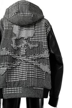 Load image into Gallery viewer, mastermind WORLD HOODED VARSITY JACKET / CASHMERE + LAMB LEATHER + PRIMALOFT (BLACK PLAID)