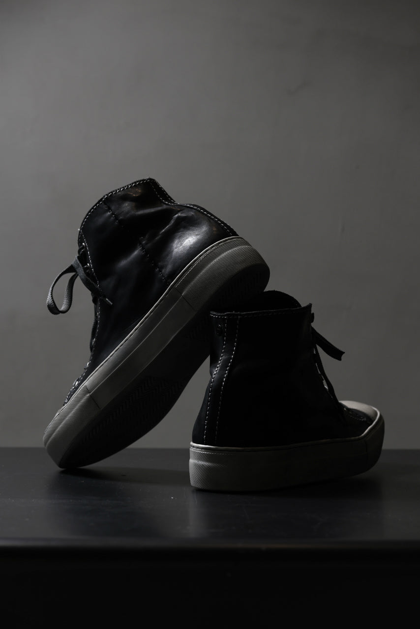 Load image into Gallery viewer, incarnation exclusive CLASSIC SNEAKER HIGH / HORSE FULL GRAIN (PIECE DYED / BLACK)