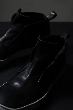 画像をギャラリービューアに読み込む, incarnation exclusive HORSE LEATHER HIDDEN LACED SNEAKER (PIECE DYED BLACK x WHITE)