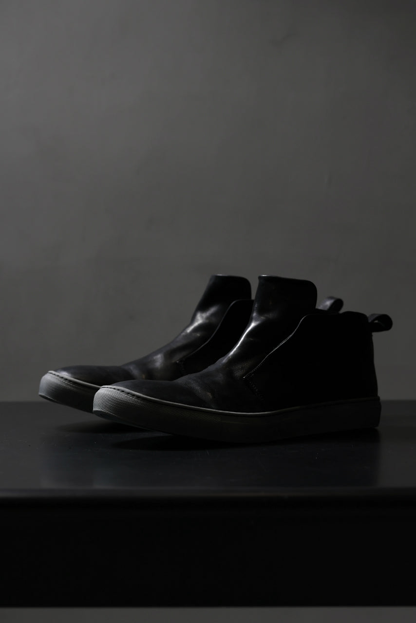 incarnation exclusive HORSE LEATHER HIDDEN LACED SNEAKER (PIECE DYED BLACK x WHITE)