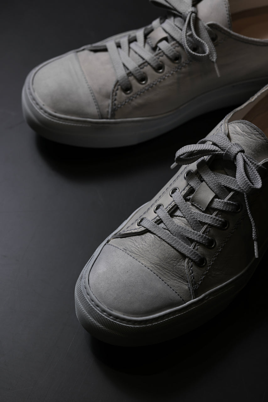 Load image into Gallery viewer, incarnation exclusive CLASSIC SNEAKER LOW / HORSE FULL GRAIN (HAND DYED / BIANCO)