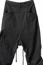 画像をギャラリービューアに読み込む, daub DYEING EASY CARGO GATHER PANTS / STRETCH TWILL COTTON (BLACK)