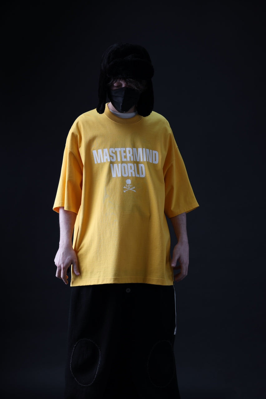 mastermind WORLD JUSTICE TEE / BOXY FIT (YELLOW)