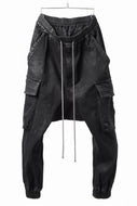 A.F ARTEFACT COATED EASY SARROUEL CARGO PANTS / HI-STRETCH DENIM (BLACK)
