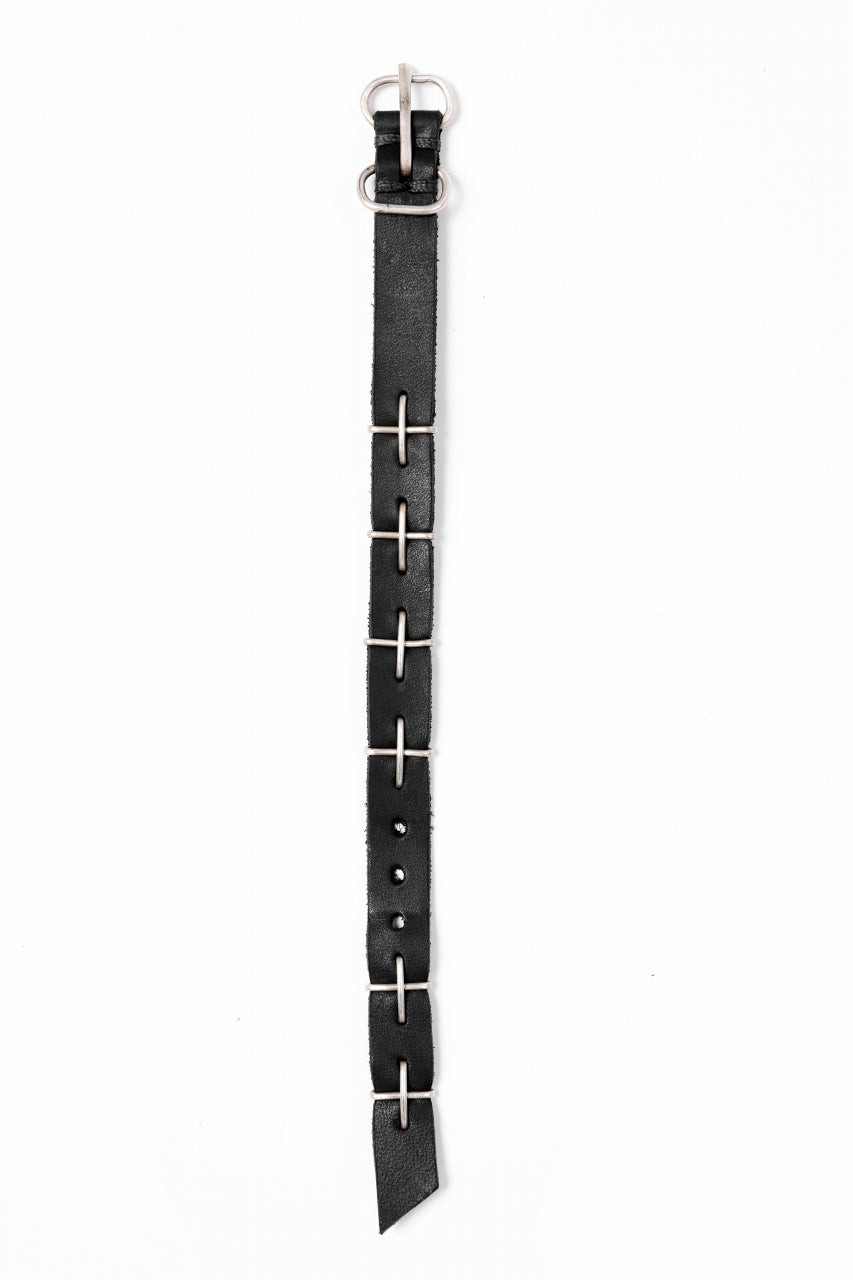 m.a+ thin silver cross studded wrist band / A-F2BL1/ GR2,0 (BLACK)