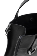 画像をギャラリービューアに読み込む, discord Yohji Yamamoto Side Zip Tote Bag S / Soft Shrink Cow Leather (BLACK)