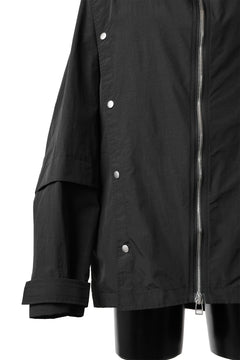 画像をギャラリービューアに読み込む, A.F ARTEFACT HOODED WRAP BUTTON &amp; ZIP PARKA BLOUSON (BLACK)