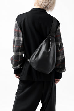 画像をギャラリービューアに読み込む, discord Yohji Yamamoto Y Body Bag M / Soft Shrink Cow Leather (BLACK)