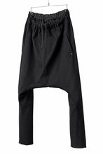 Load image into Gallery viewer, m.a+ 2 vertical pocket elastic waist sarouel / PU521/CE6 (BLACK)