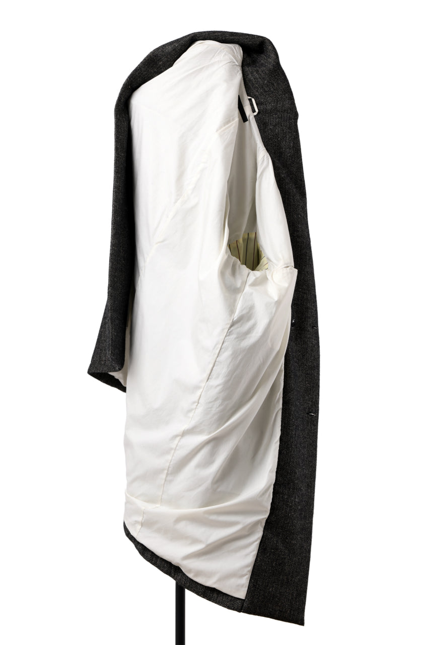Load image into Gallery viewer, KLASICA SAULT FOLK DOUBLE BREASTED OVER COAT / CLASSIC HERRING BONE (BLACK)