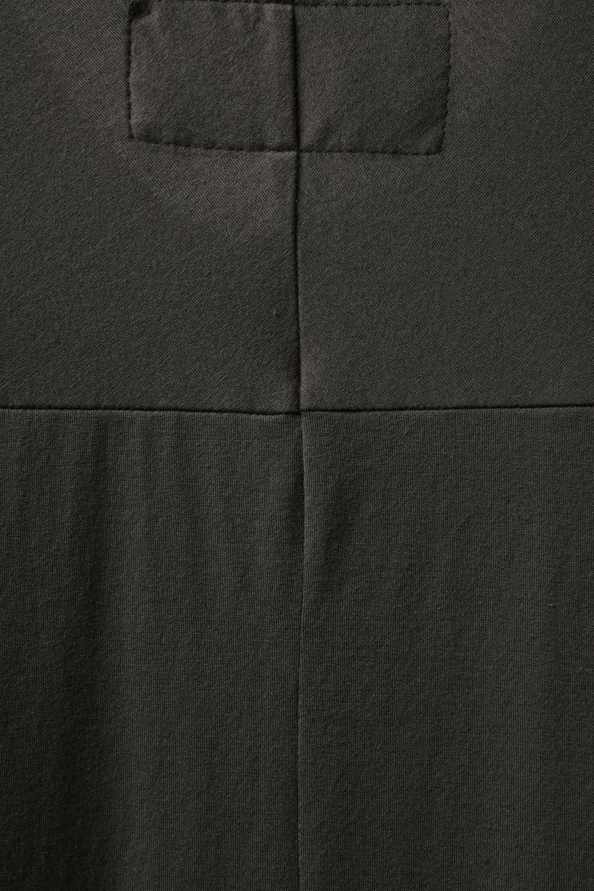 Hannibal. Hidden Button Placket T-Shirt / adrian 111. (STONE)
