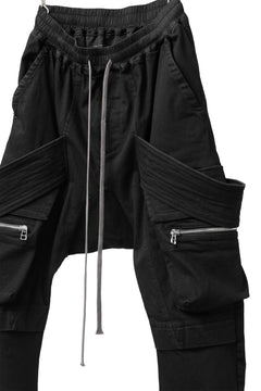 Load image into Gallery viewer, A.F ARTEFACT CARGO SAROUEL SKINNY PANTS / STRETCH COTTON DENIM (BLACK)