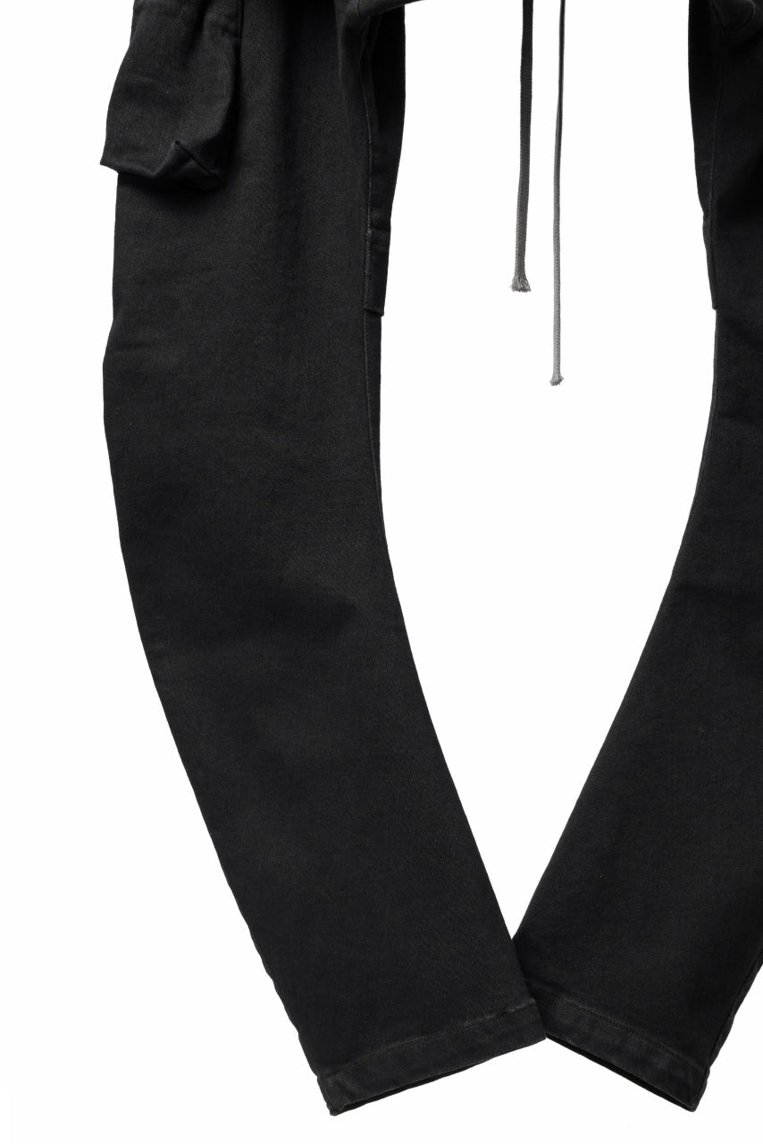 Load image into Gallery viewer, A.F ARTEFACT CARGO SAROUEL SKINNY PANTS / STRETCH COTTON DENIM (BLACK)