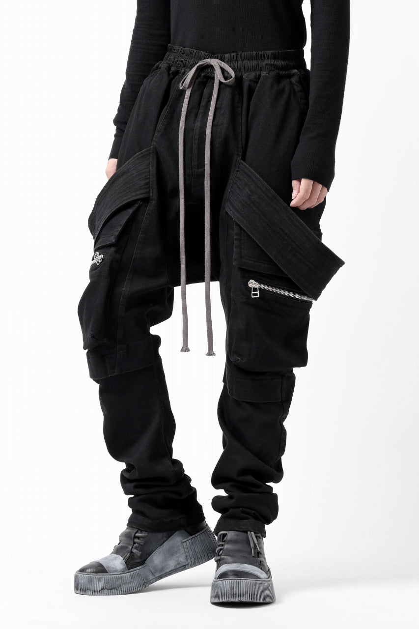 A.F ARTEFACT FLAP-DETAIL SLIM CARGO PANTS / HI-STRETCH DENIM (BLACK)