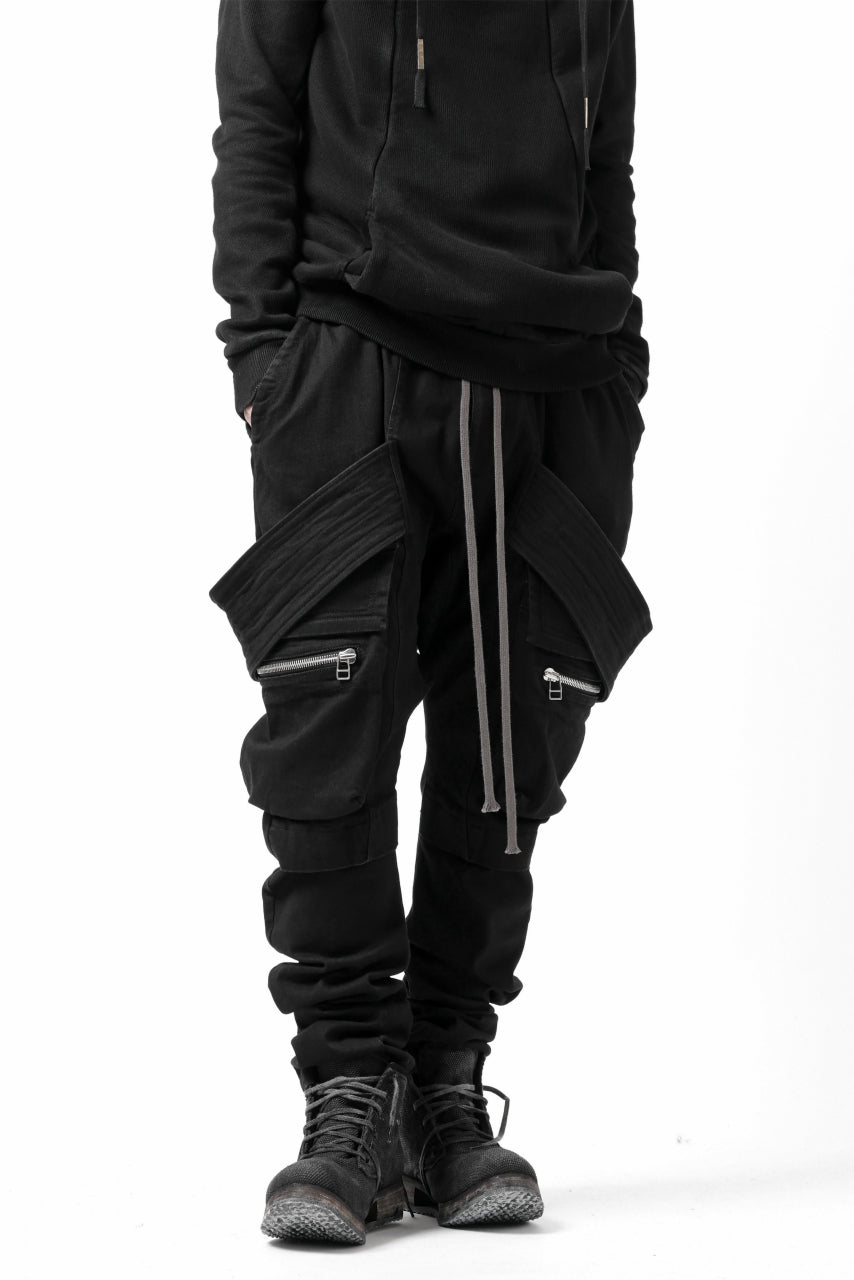 A.F ARTEFACT FLAP-DETAIL SLIM CARGO PANTS / HI-STRETCH DENIM (BLACK)