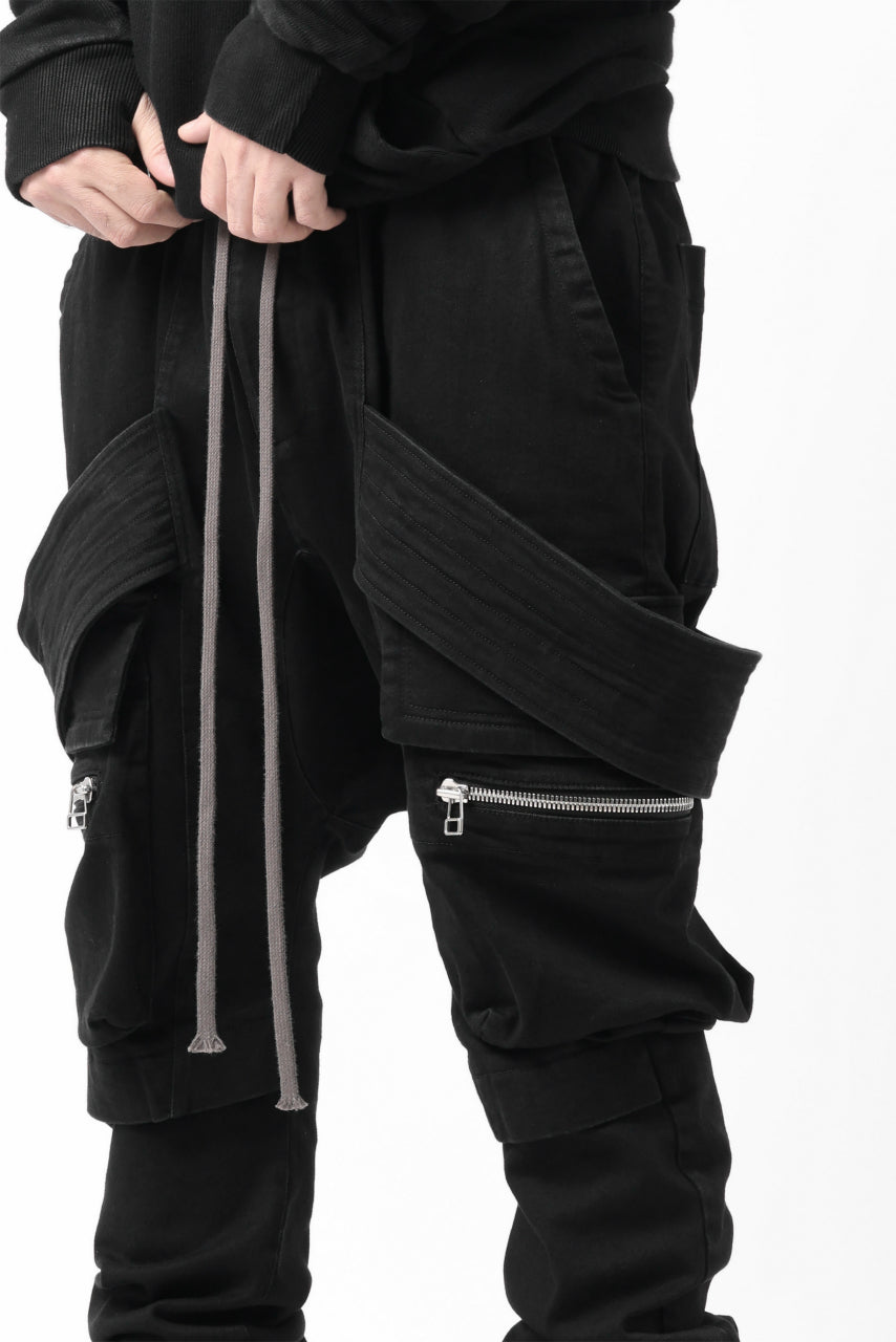 A.F ARTEFACT FLAP-DETAIL SLIM CARGO PANTS / HI-STRETCH DENIM (BLACK)