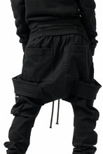 Load image into Gallery viewer, A.F ARTEFACT CARGO SAROUEL SKINNY PANTS / STRETCH COTTON DENIM (BLACK)