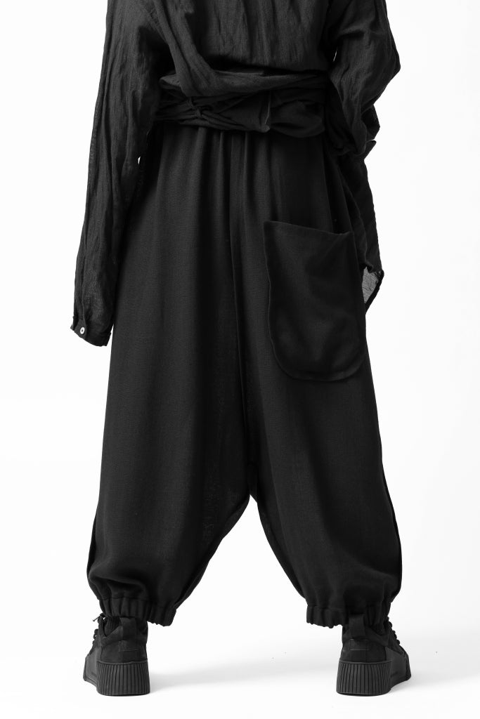 画像をギャラリービューアに読み込む, SOSNOVSKA OVERSIDED BALOON PANTS (BLACK)