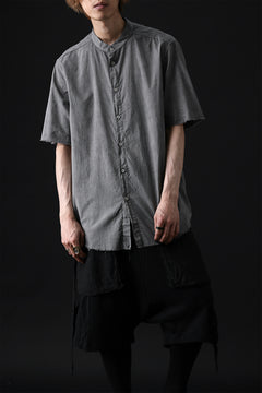 Load image into Gallery viewer, daub SHORT SLEEVE SHIRT / COLD DYED ORGANIC COTTON (GREY)